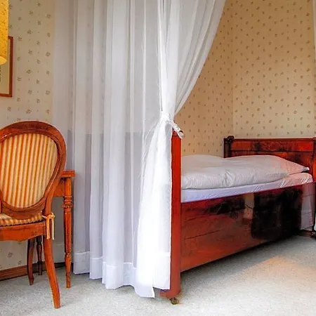 Hotel-cafe 
